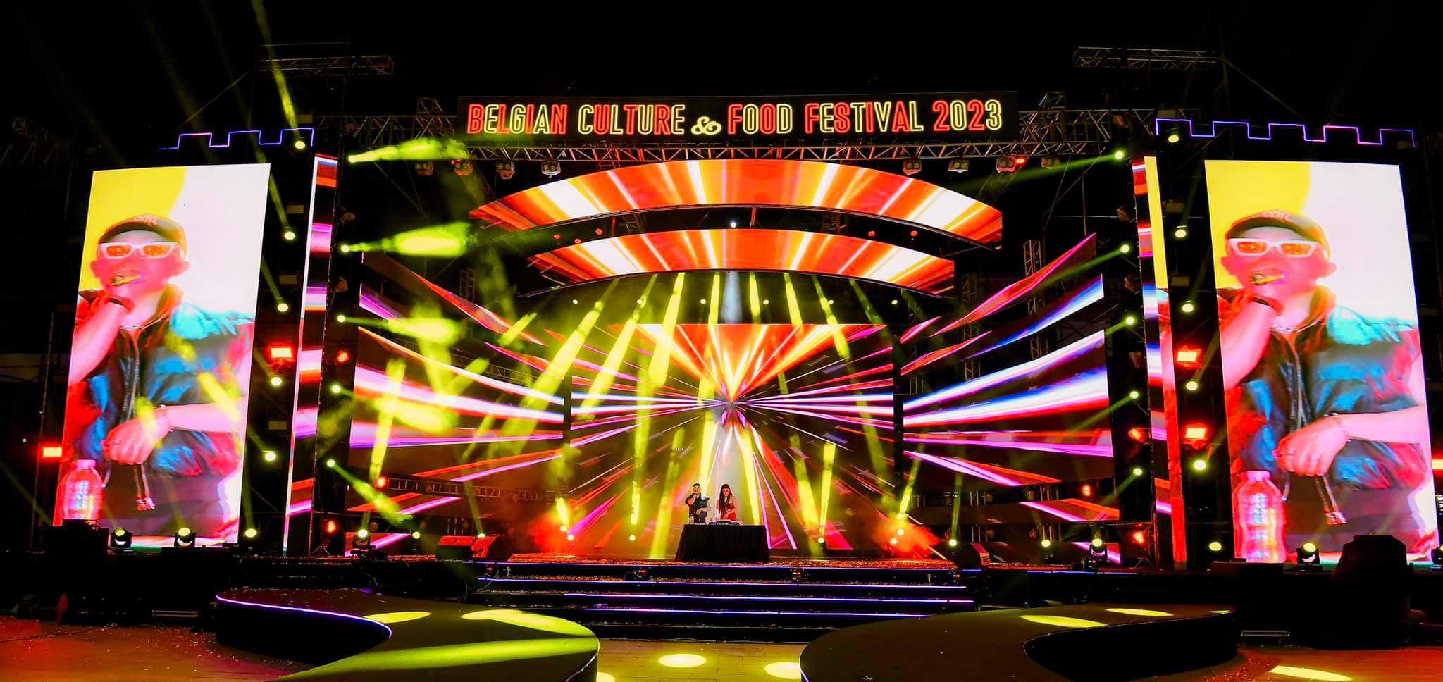 DJ Foxy biểu diễn tại sự kiện lớn