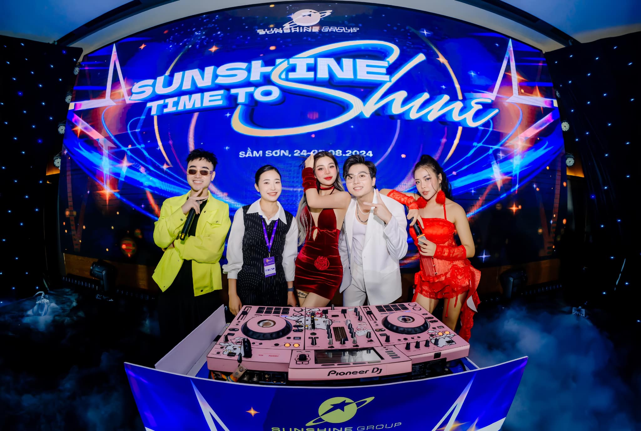 DJ Foxy tại sự kiện doanh nghiệp